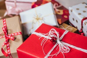 Skin care gifts for her
